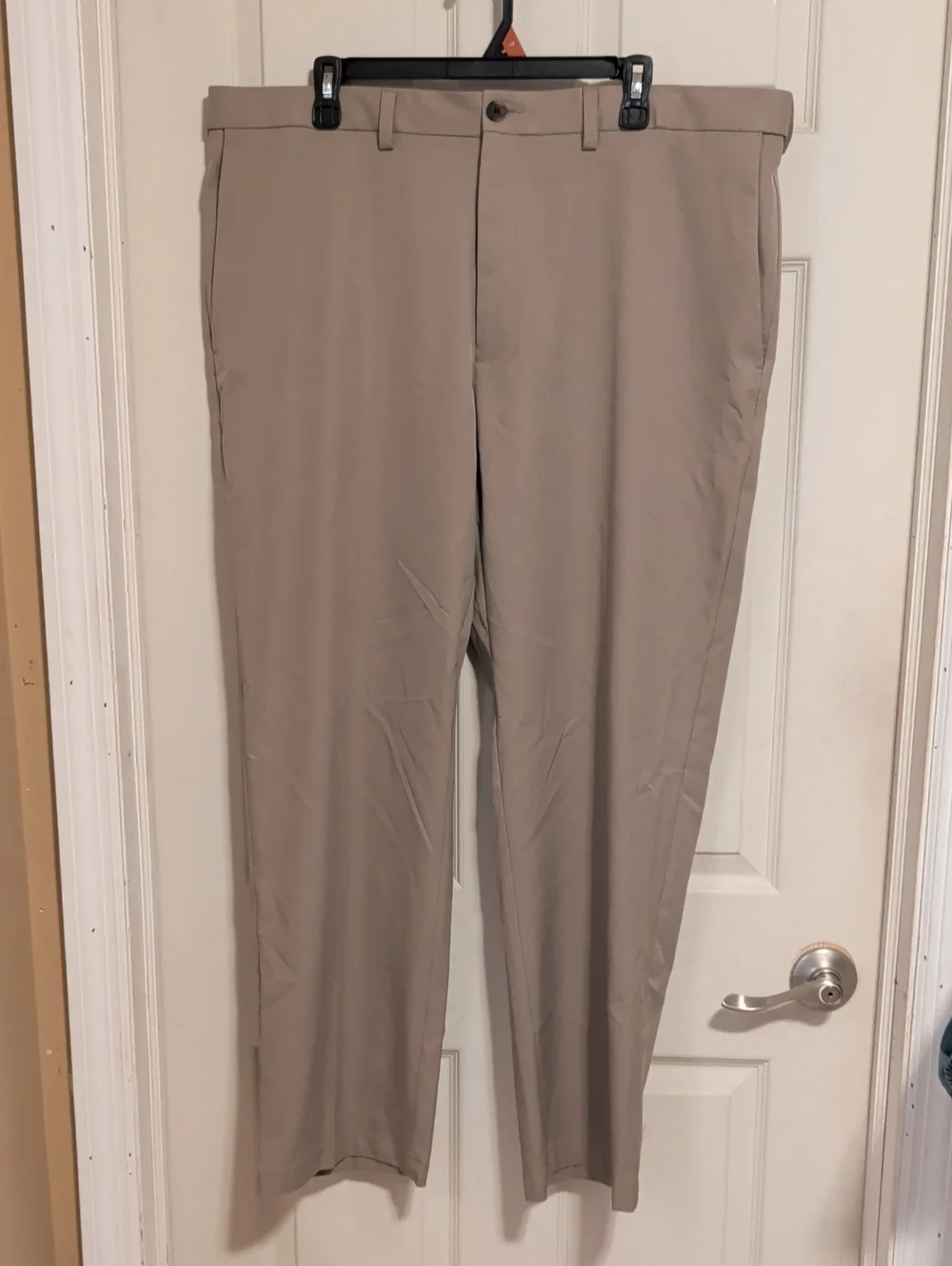 Men's Haggar Cool Right Performance Flex Pants - Khaki Beige Like New Size 40x30